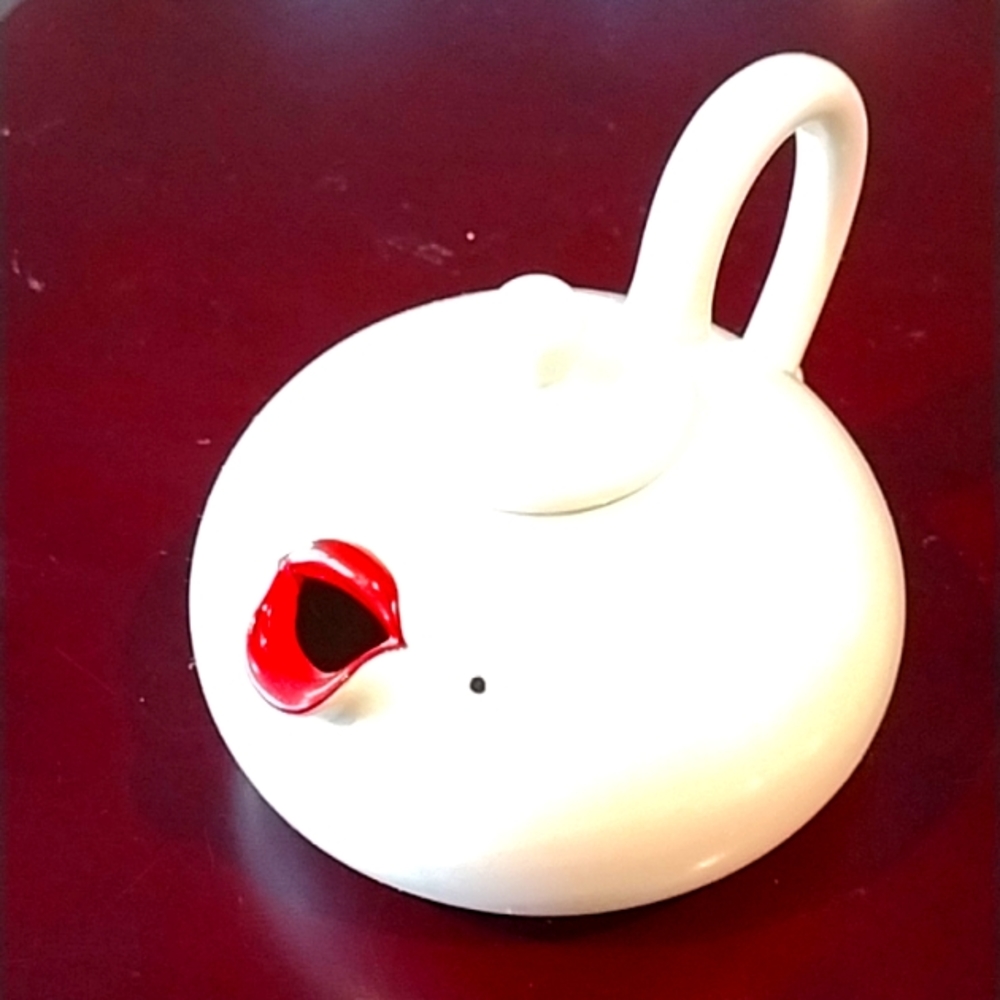 Marilyn Monroe teapot